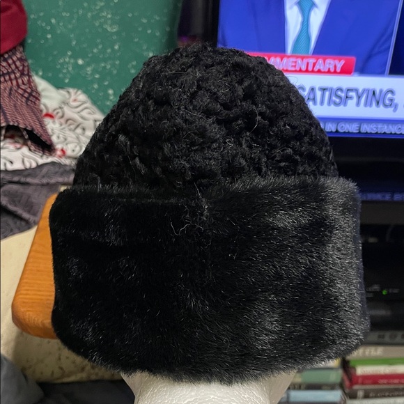 Vintage genuine Fur black Women's winter Hat with wool ear flaps - Picture 3 of 9